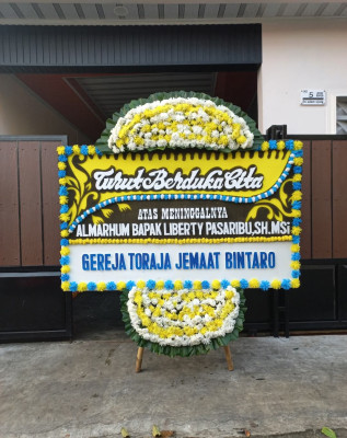 Papan Bunga Duka di Potorono